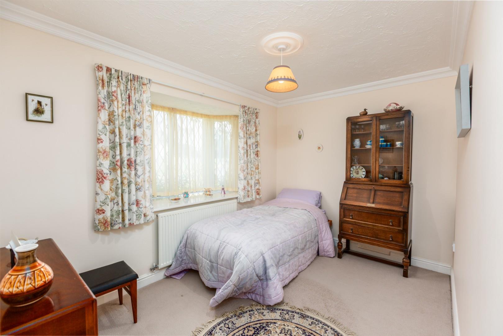 Ffordd Draenen Ddu, West Cross, Newton, Swansea, SA3 5RP